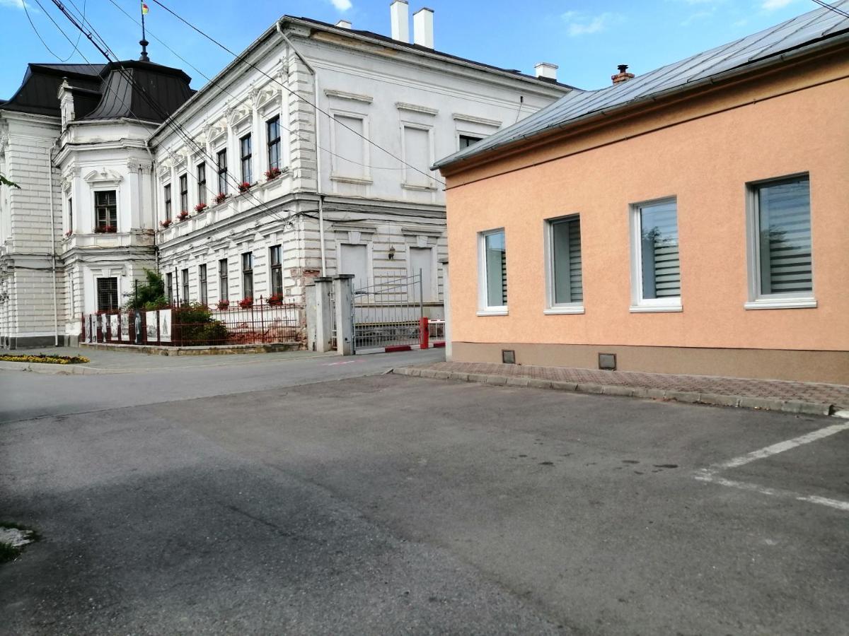 Violet House Leilighet Turda Eksteriør bilde