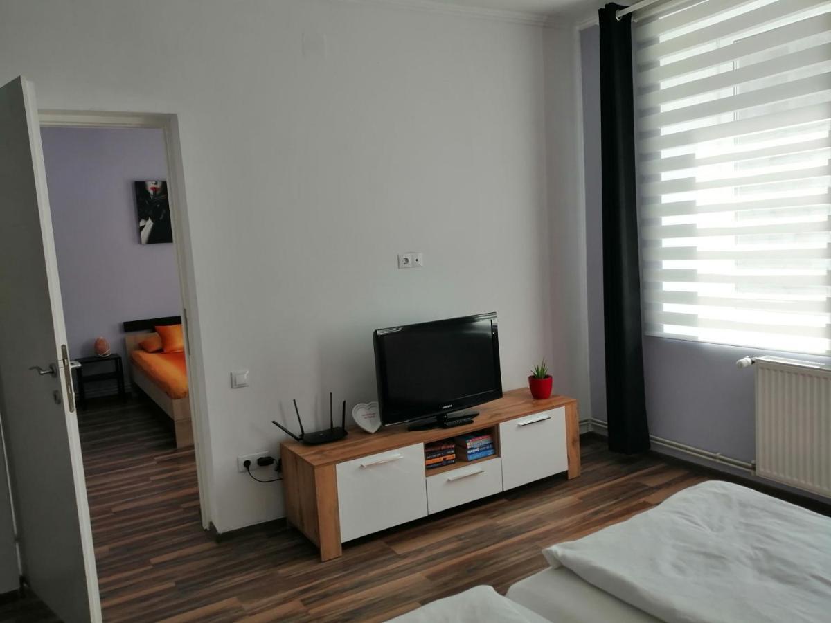 Violet House Leilighet Turda Eksteriør bilde