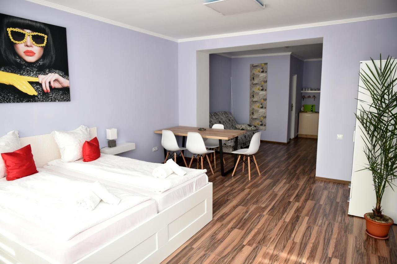 Violet House Leilighet Turda Eksteriør bilde